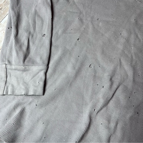 💚LNA distressed top - Picture 5 of 7